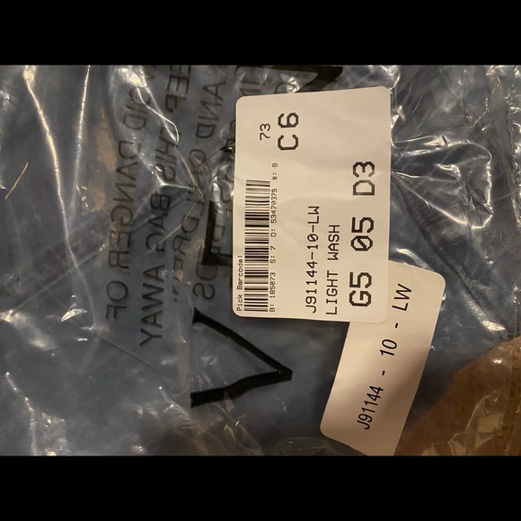 Beautiful BNWT Venus jumpsuit - Picture 2 of 5